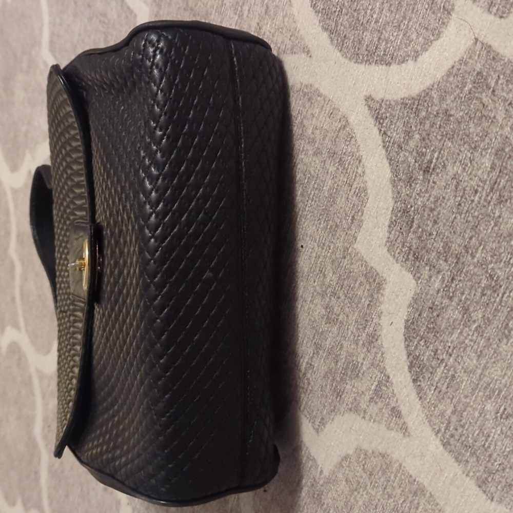 Black Leather Quilted Crossbody Purse - Picture 4 of 11